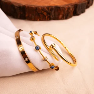 Minimal Gold Bracelete Stack